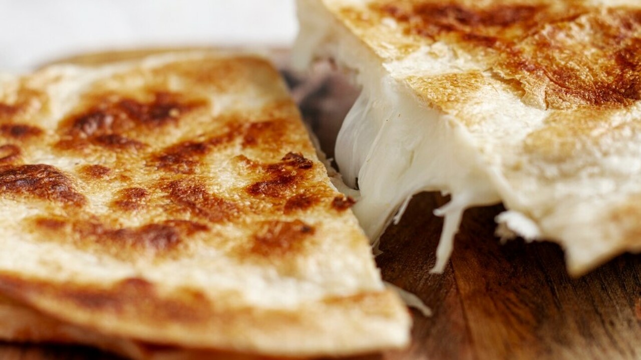 Ингредиенты:      Кефир — 250 мл      Твёрдый с...