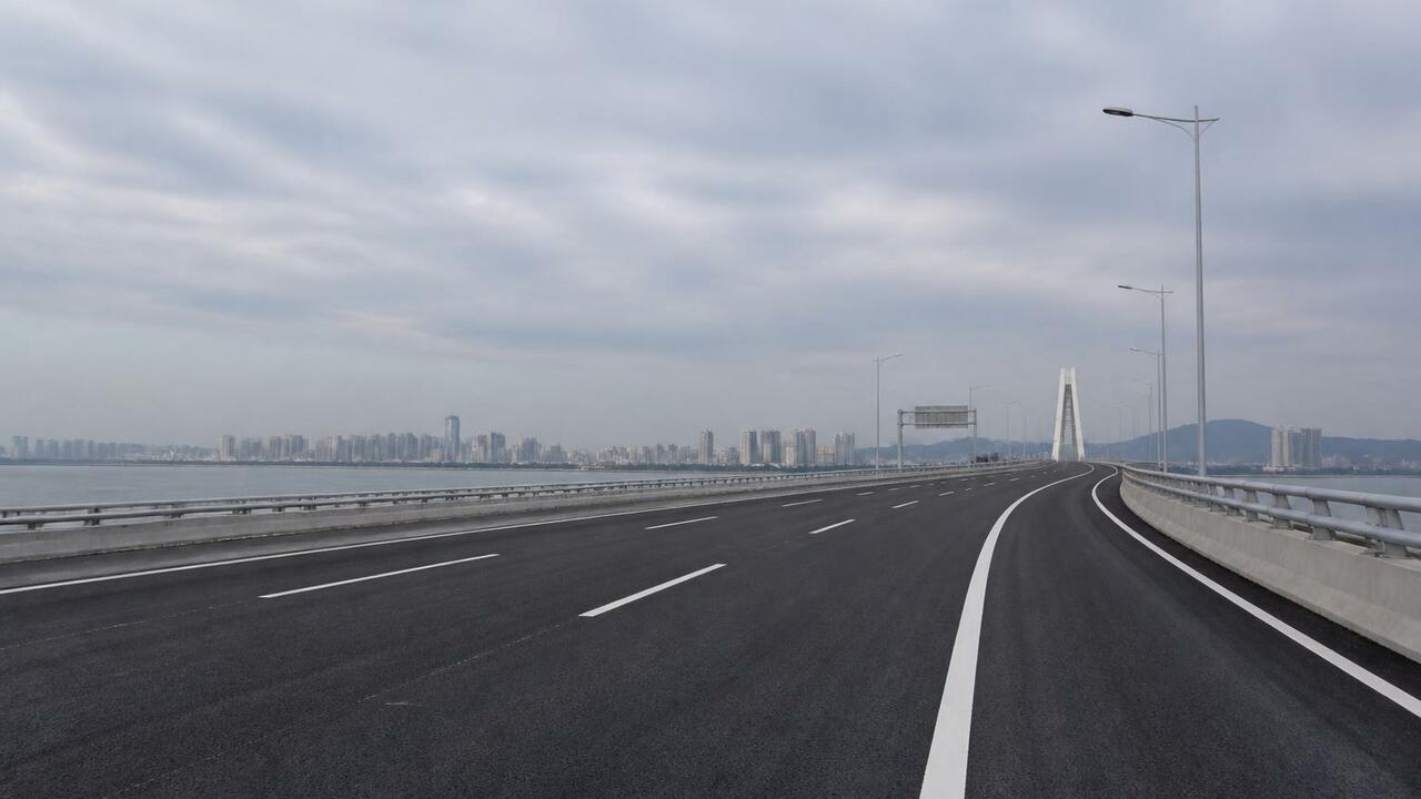 Мостовой переход через Кольский залив обновили В Мурманской области завершился ремонт путепров...