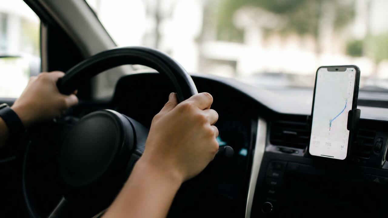 Рассказываем, как пользоваться Android Auto без...