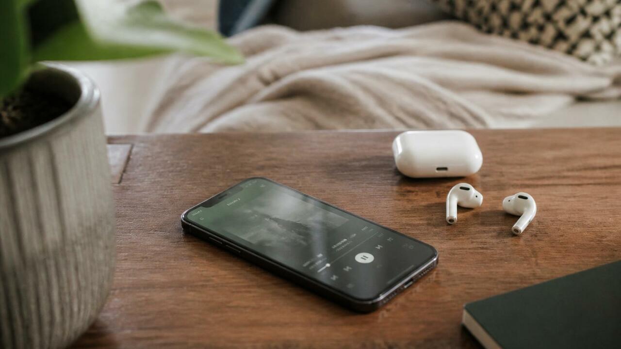 Bluetooth: как далеко реально достаёт сигнал и что мешает Разбираемся, от чего зависит дальность Bluetoot...