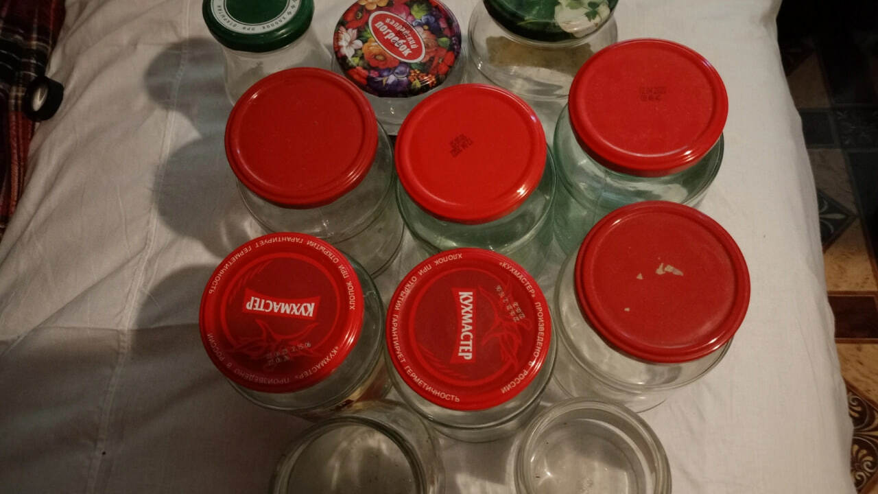 Нашла новое применение стеклянным банкам: делаю стильные светильники из подручных материалов Когда мы говорим об уюте, часто вспоминаем свеч...