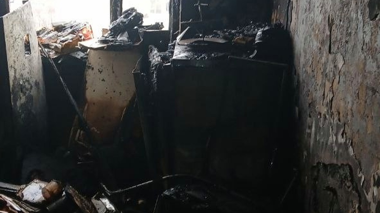 Два человека погибли при пожаре в девятиэтажке в Мурманске Сегодня ночью в Мурманске произошел пожар в дев...