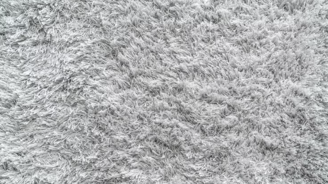 Всего 2 волшебных ингредиента вернут вашему ковру жизнь и цвет: есть в каждом доме Как правильно ухаживать за коврами: от ежедневн...