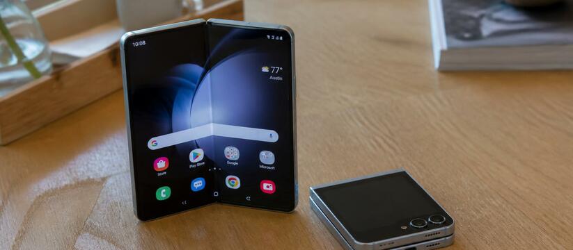 Motorola Razr+ против Galaxy Z Flip 8: какой компактный складной смартфон выбрать в 2026 году Сравниваем Motorola Razr+ и Samsung Galaxy Z Fl...