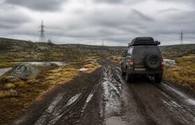 В Кольском округе строят дорогу к ЛЭП через болота