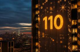 На фасаде гостиницы в Мурманске зажгли цифры «110»